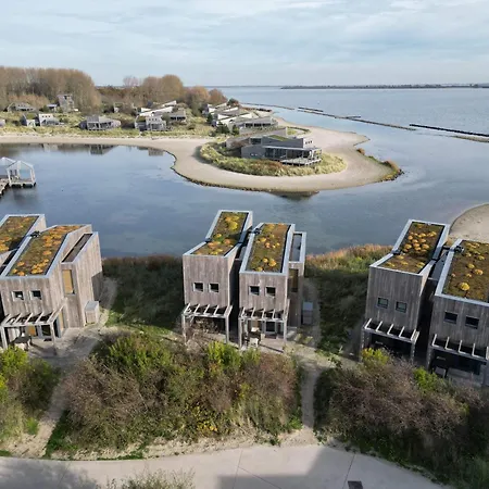 Deluxe | 2 Pers. Landzijde *