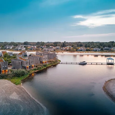 Deluxe | 2 Pers. Landzijde Appartement