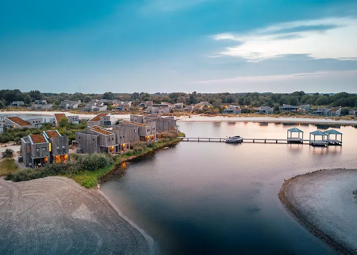 Deluxe | 2 Pers. Landzijde شقة